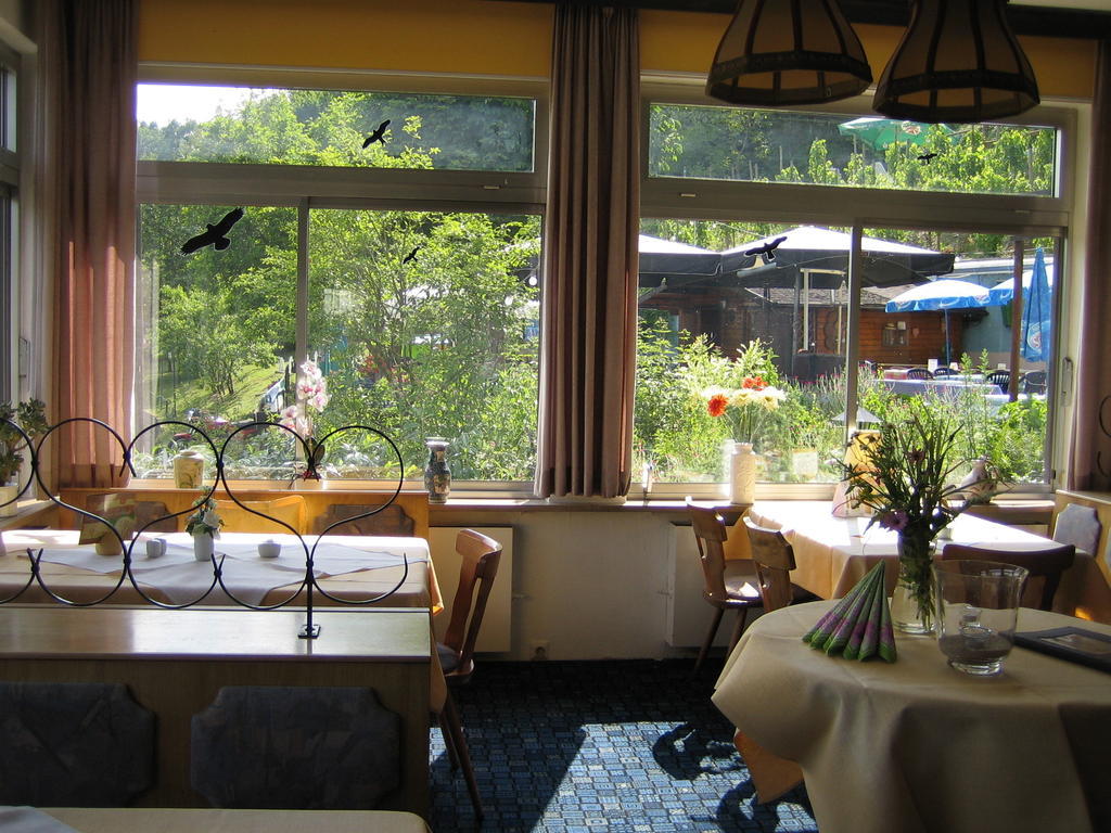 Landhotel Weinhaus Treis Weinaehr Exterior photo